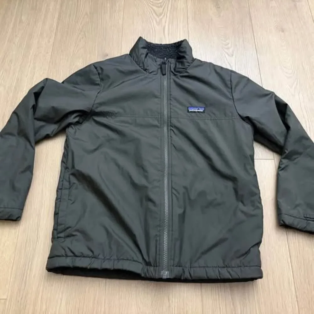 Patagonia Reversible Fleece Jacket Dark Green size 12 boys